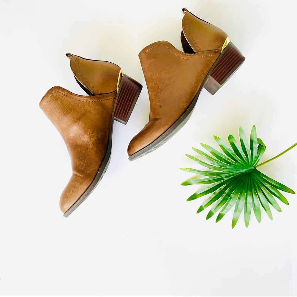 Arizona Jean ankle boots 7 1/2
